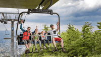 SkiJeštědRodina na lanovce ORLEN line Skalka